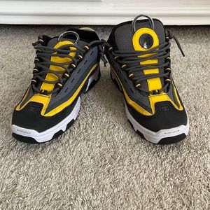 DC Shoes